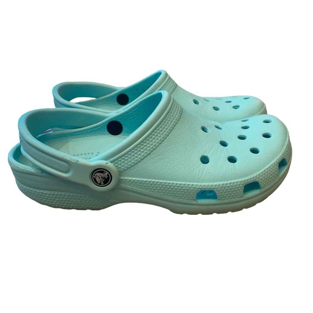 CROCS Classic Clog in Light Aqua